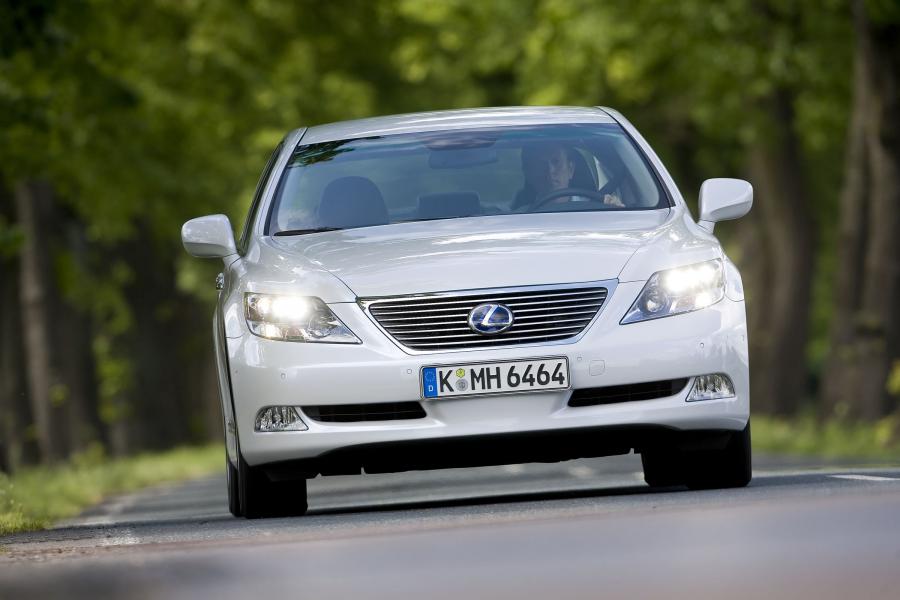  Lexus LS600h L 2007 года  (фото 99 из 224)
